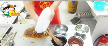 卤肉卷的做法项目实操内容三 卤素菜处理与卤制；卤肉卷饼制作技巧；